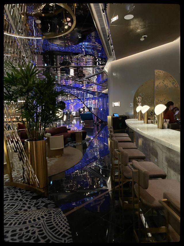 🍸🌟  沉醉澳門魅力 @ 新濠影滙W酒店 LIVING ROOM 酒吧🎭🏨🎉