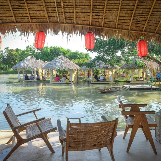 แซ่บบ้านสวนคาเฟ่ แซ่บบ้านสวนคาเฟ่
