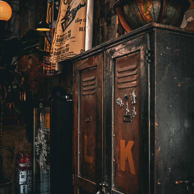 Old Speak Café 