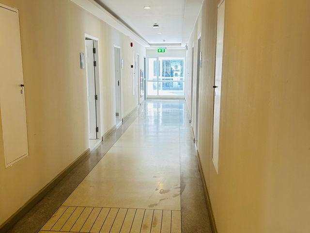 「泰國布吉Panphuree Residence -SHA Hotel」- 豐富早餐免費機場接送，無際泳池