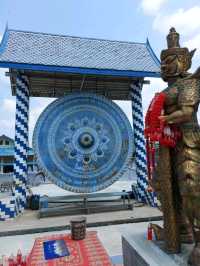 ชมโบสถ์เซรามิกสีน้ำเงิน วัดปากน้ำแขมหนู จันทบุรี