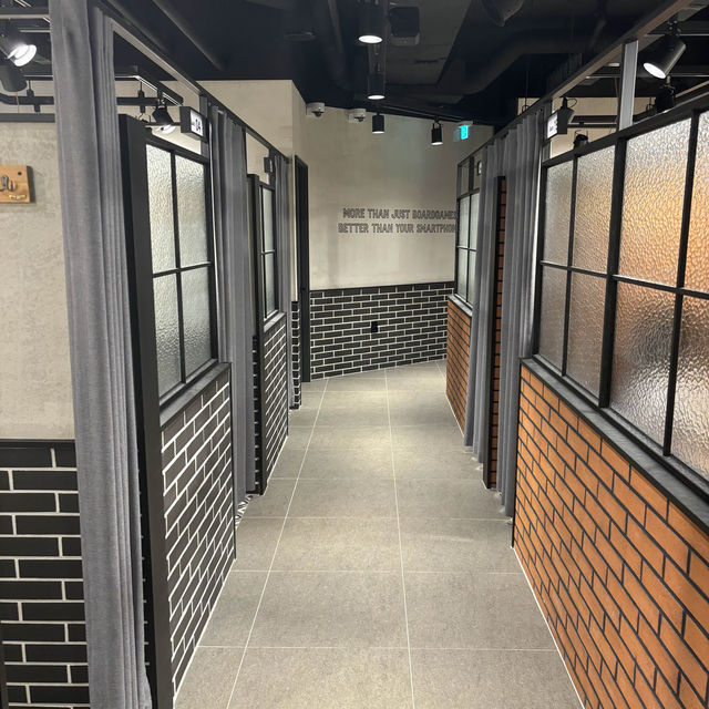 상무지구 보드게임 즐기기 좋은 실내데이트장소,레드버튼