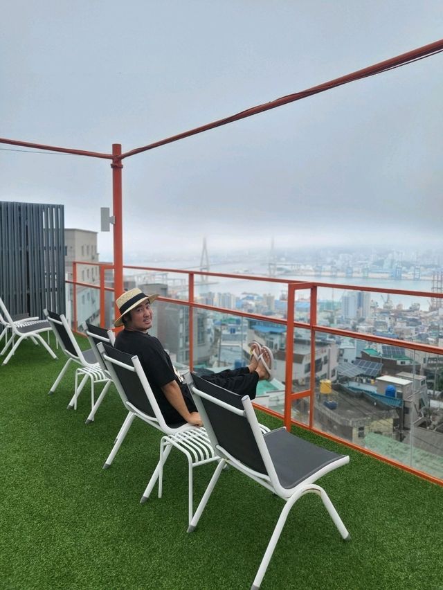 부산항대교가 보이는 오션뷰 카페