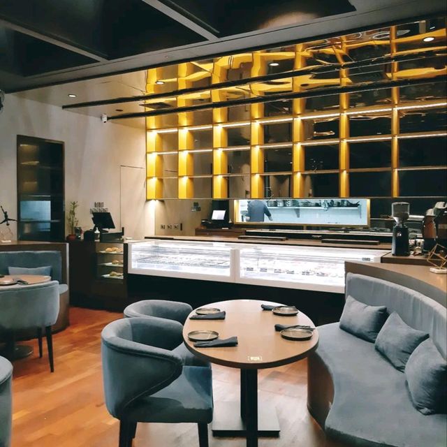 THERE'S A NEW CAFE IN MENTENG THERE'S A NEW CAFE IN MENTENG