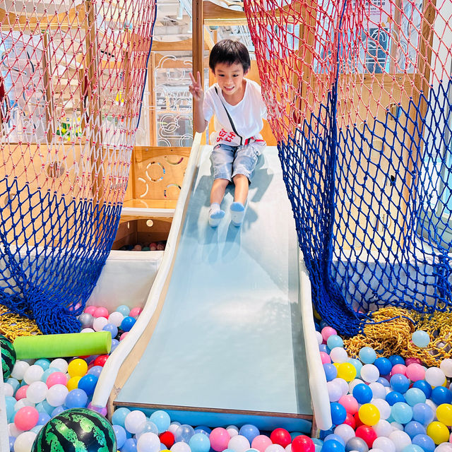 「親子餐廳Playhouse，玩樂食樂兼備！」
