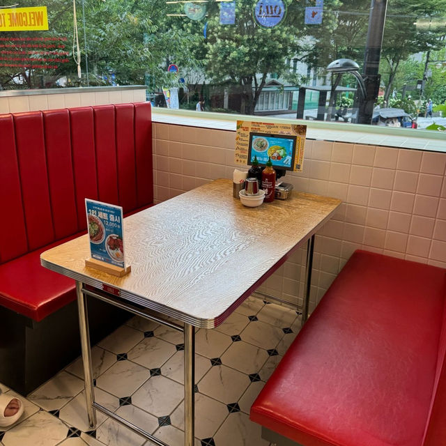 韓国/ソウル【聖水洞】クアソウルの森駅店