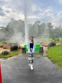 น้ำพุร้อนธรรมชาติที่สันกำแพง 💦