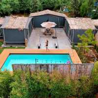 ที่พักเขาใหญ่สไตล์Glamping อาณาจักรพูลวิลล่า