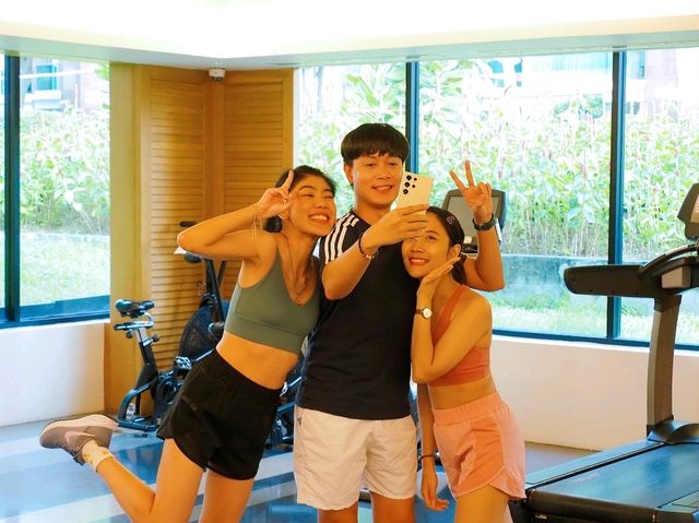 แท็กเพื่อนไปเที่ยวหัวหิน นอนอมารีกับราคาคุ้มๆ !!