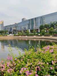 ปั่นจักรยานในสวนสาธารณะกลางกรุง