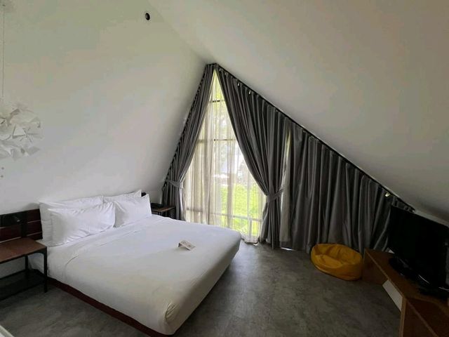 รีวิวโรงแรมบ้านพลอยซี เกาะเสม็ด
