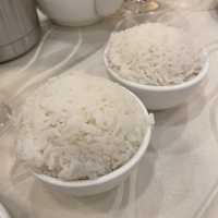 酒樓有很多抵食孖寶