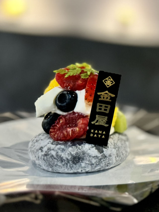 進化系フルーツ大福のカフェ✨
