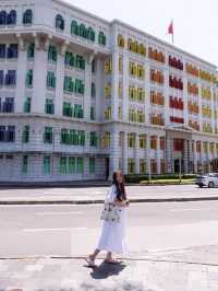 ตึกสีสันสดใส old hills street police station