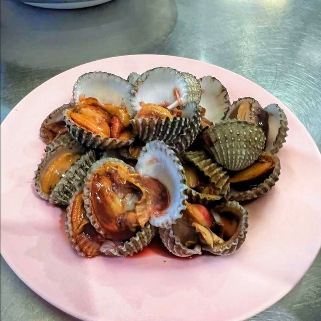 Eat like a local : Savory the best Seafood Glass Noodles in Bangkok!
