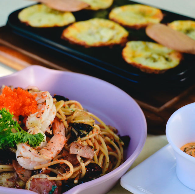 Koffee Thai by บ้านน้ำเรือนศิลป์ 