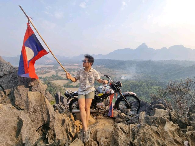 จุดชมวิวผาหนามไซ วังเวียง สปป.ลาว 🤟🤟