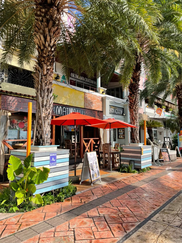 【沖縄北谷】海を眺める絶景カフェ❤️アメリカンビレッジ内の大人リゾート