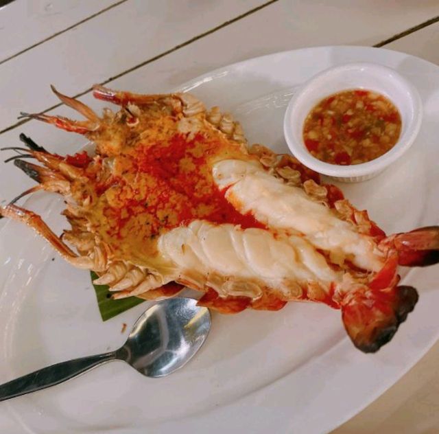 กินลมชมสะพาน Khinlomchomsaphan  