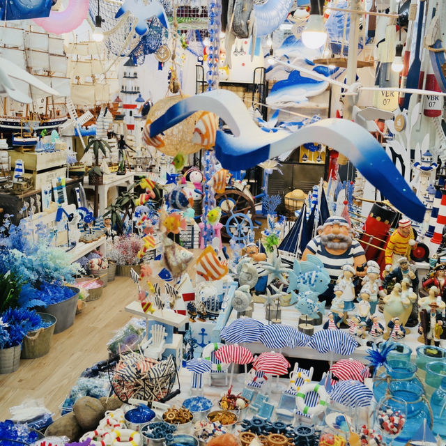 Souvenirs Heaven: My Shopping Adventure at Namdaemun Market!
