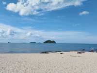 หาดสมิหลา หาดทรายขาวๆ อำเภอเมืองสงขลา