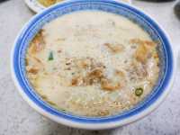พามาทาอาหารเช้าแบบคนไต้หวัน ร้านLocal