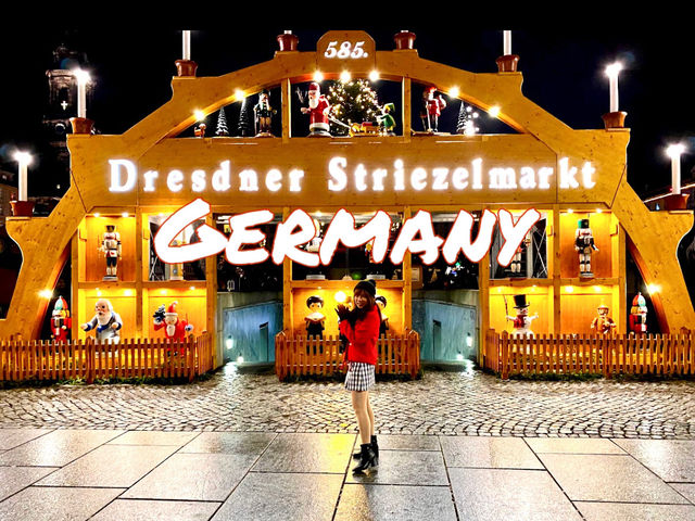 ตลาดคริสต์มาสที่เดรสเดิน (Dresden) เยอรมัน