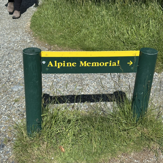 Hiking beneath the fiords