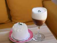 คาเฟ่ริมน้ำ Koffee Thai by บ้านน้ำเรือนศิลป์