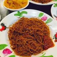 Discover Student Area Setapak Curry noodle 巨无霸咖喱面