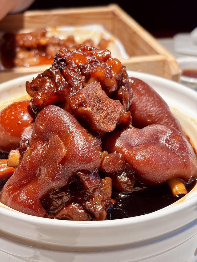 Fan Lou: Hidden Dim Sum Gem in Huaqiang North, Shenzhen"