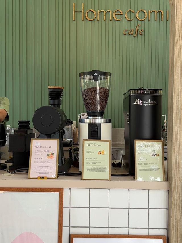 Home coming cafe คาเฟ่ในปั๊ม ทำอย่างถึง ที่สุราษฎร์
