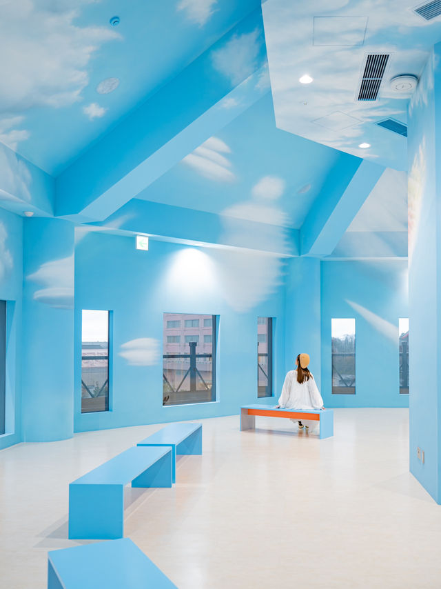 【福井】いつでも青空が広がる！雨の日にもおすすめのアートな屋内スポット🌤️🌈 　 