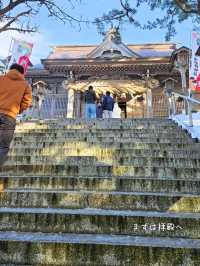 【青森／つがる市】雪の千本鳥居「髙山稲荷神社」⁡