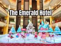  The Emerald Hotel buffet 