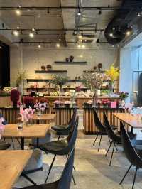 Brunch with a Floral Touch in Omotesando💐