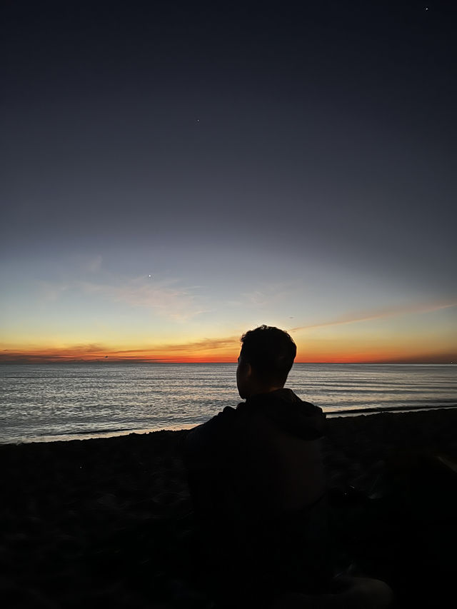 Chalatat Beach, Songkhla – The Ultimate Spot for Sunrise & Sunset Lovers!
