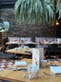 Restaurant VERSION: A Luxurious Buffet Experience in Helsinki