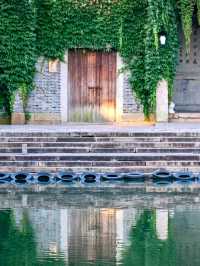 Nühong Street: A Photographer's Delight