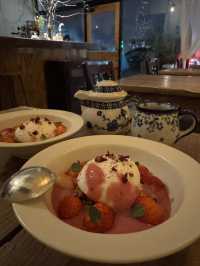 【福岡カフェ】夜の雰囲気も素敵な季節のスイーツが食べられるカフェ✨️