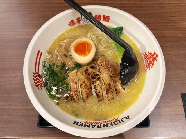 環境非常好的連鎖拉麵店
