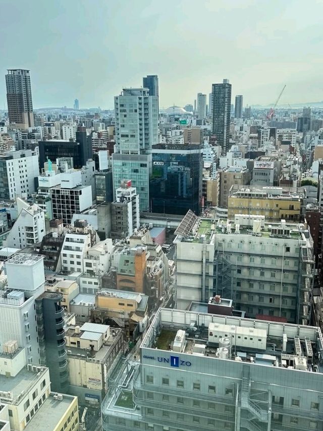 繁華中心的高空享受  - 大阪日航飯店體驗