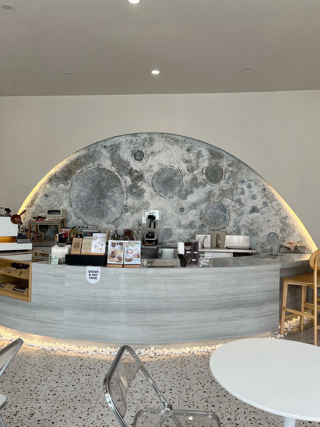 คาเฟ่ สุดชิค Unsleep To Sleep Cafe & Bistro 
