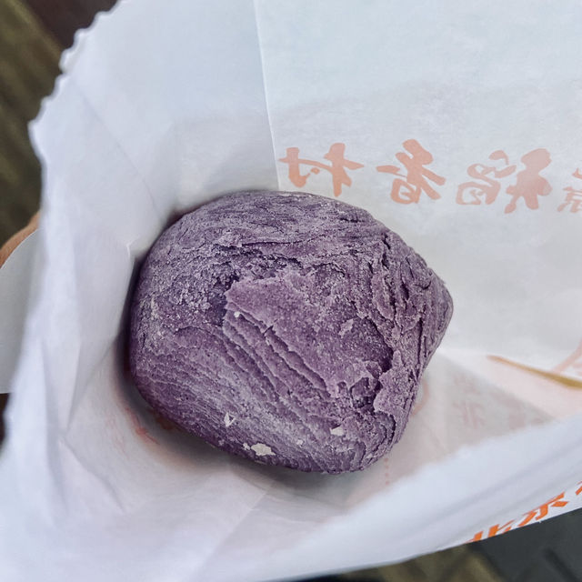 北京王府井步行街，傳統糕餅到霜淇淋一次滿足！
