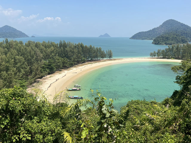 ระนอง ไม่ได้มีเเค่ เกาะพยาม 🏝️