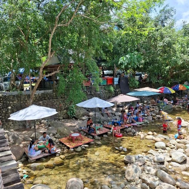 หนานหินท่าหา ลานสกา 