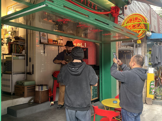 청두 나폴리 피자 맛집! & Bar