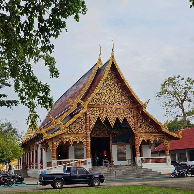 🙏🏻ไหว้พระทำบุญ | วันสันกำแพงหลวง 🙏🏻