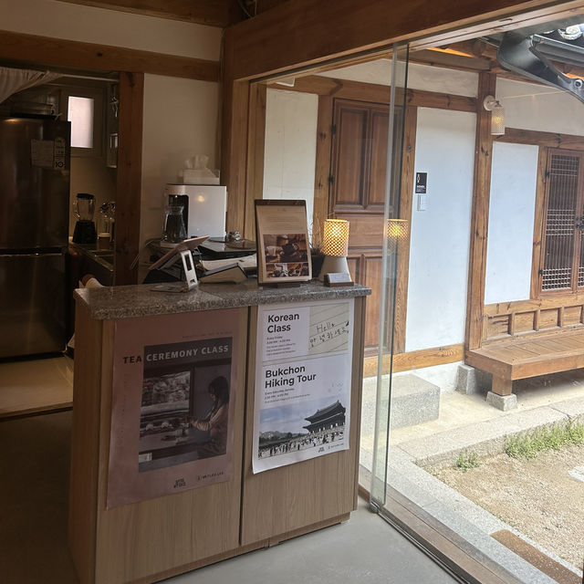 チマチョゴリが映える安国カフェ
