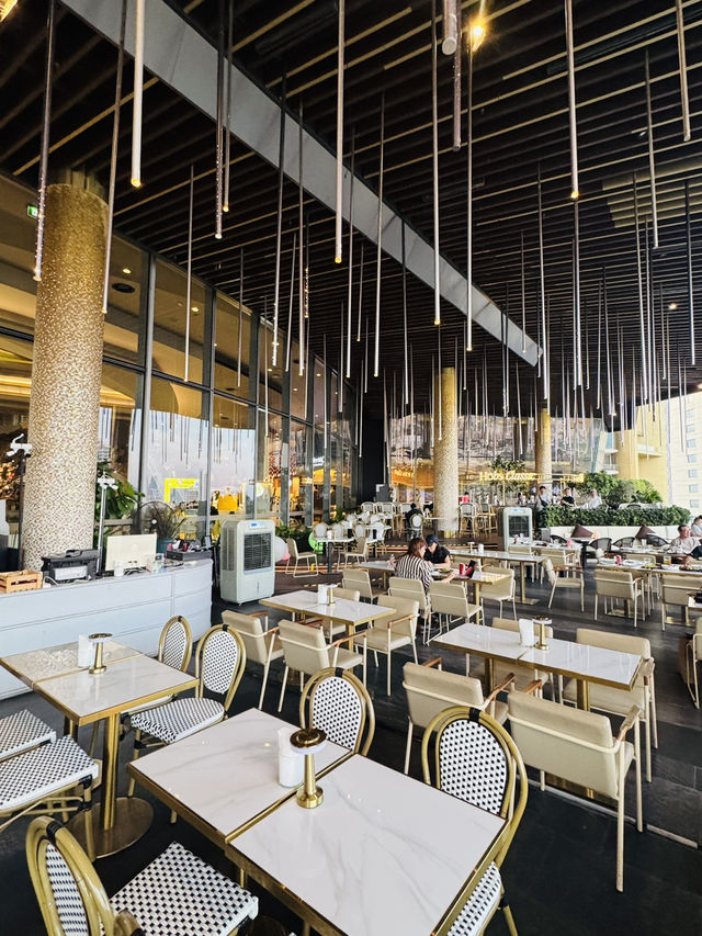 วิวอลังการ ที่ Tasana Nakorn Terrace ICONSIAM